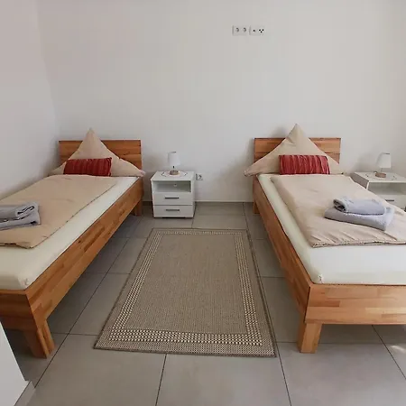 Apartmán M&m Mit Garten Ebenerdig 110qm 3 2x Bad *