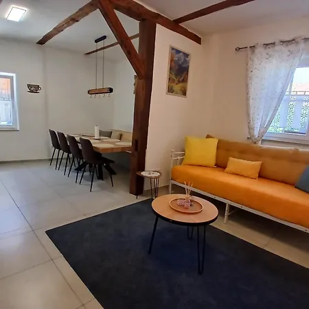 M&m Mit Garten Ebenerdig 110qm 3 2x Bad Apartman
